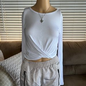 NWOT. Lorna Jane Long Sleeve Shirt